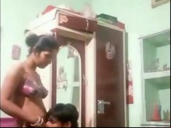Desi Horny Wife