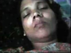 Indian Mature Shaved Pussy Fucked With Bf